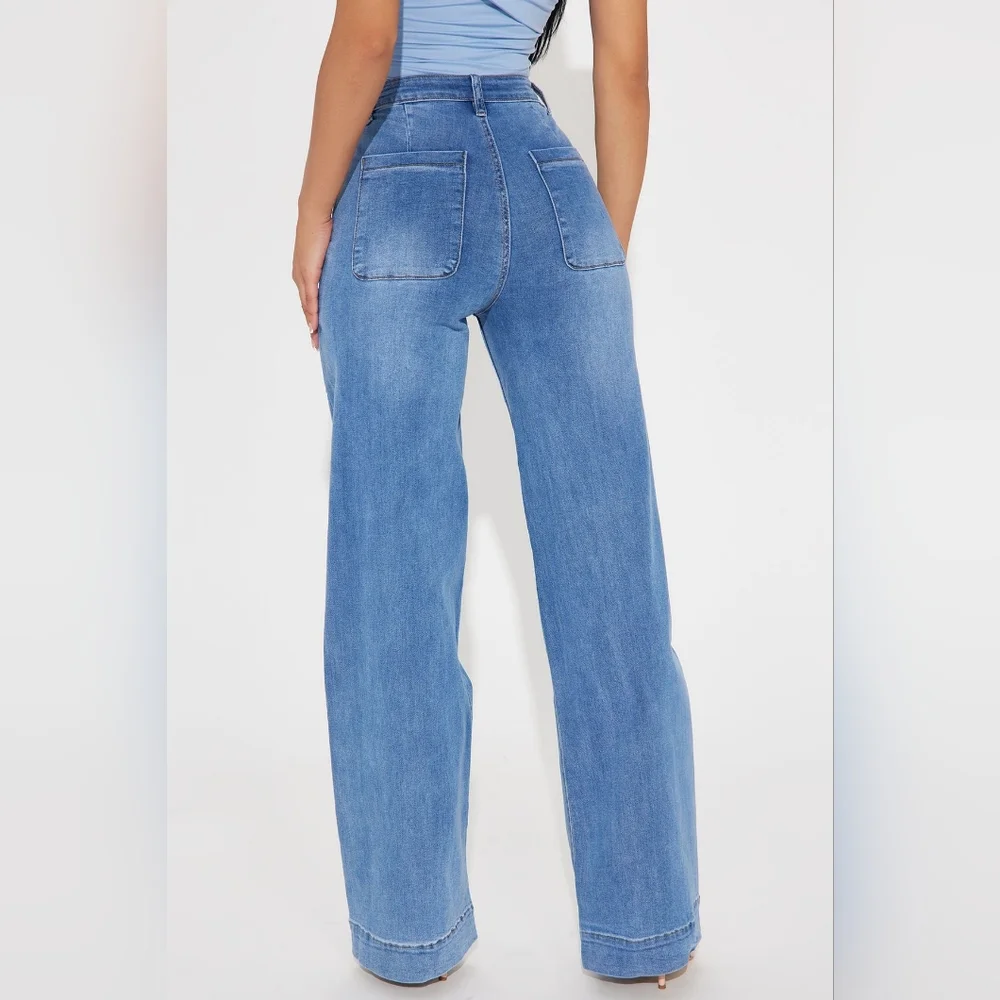 Pre-Loved Fashion Nova Light Blue High Rise Wide Leg Trouser Jeans